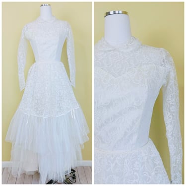1960s Vintage White Lace Sweetheart Neck Peter Pan Collar Wedding Gown / 60s Fit and Flare Cupcake Tulle Bow Trim Dress / Size Small 