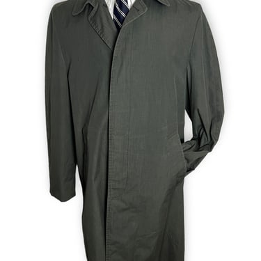 Vintage 1960s/1970s LONDON FOG Trench Coat ~ 38 R ~ Jacket / Raincoat ~ Military Green / Calibre Cloth ~ Raglan ~ Preppy / Trad / Ivy 