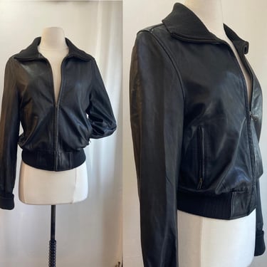 Vintage 90s Leather BOMBER Jacket / KNIT Collar + Cuffs / Zip Front + Pockets / GAP 