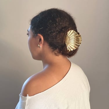 Océana Gold Shell Clip