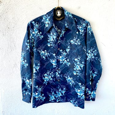 Vintage 70s Dagger Collar Disco Shirt Blue Butterfly Large Collar Floral Top 