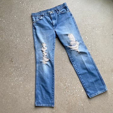 Vintage 1980s Wrangler Jeans / Vintage 1980s Thrashed Jeans / Vintage Straight Leg Thrashed Levis Jeans  / Thrashed 80s Wrangler Jeans 33 