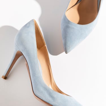 GIANVITO ROSSI Light Blue Suede Pointed Toe Pumps (Sz. 35.5)