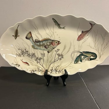 Vintage Fish Platter with Scalloped Edges from Johnson Brothers