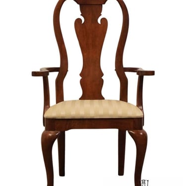 THOMASVILLE FURNITURE Winston Court Collection Traditional Queen Anne Style Splat Back Dining Arm Chair 20621-831-832 