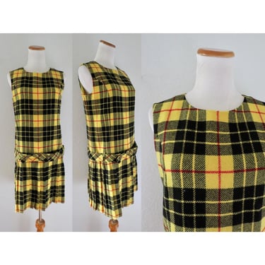 Vintage 60s Mod Plaid Mini Shift Dress Pleated Wool Scooter Dress Yellow Black - Size Medium 