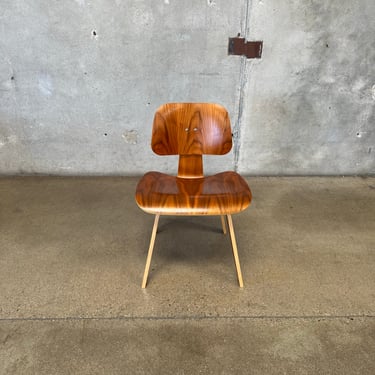 Eames DCW Chair For Herman Miller