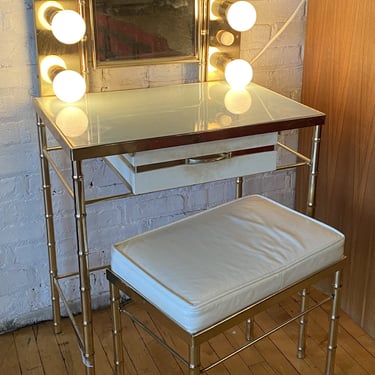 Metal Dressing Table w Lights and Stool