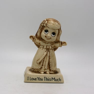vintage R. W. Berries Co's I Love You This Much Figurine 1976 
