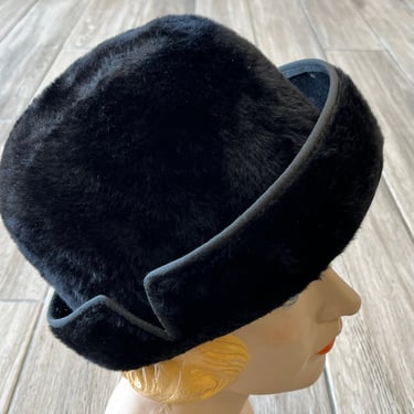 Christian Dior cloche hat vintage designer black chapeaux 