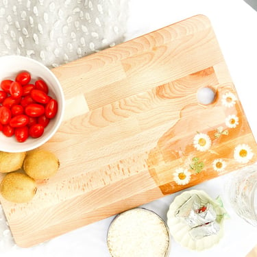 Daisy Wood Cutting and Serving Board 