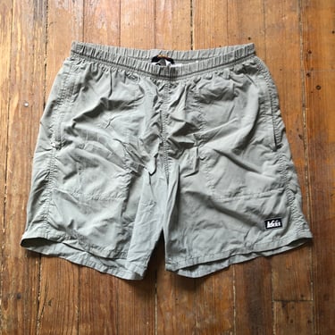 1980s REI Fatigue Pocket Shorts Large 