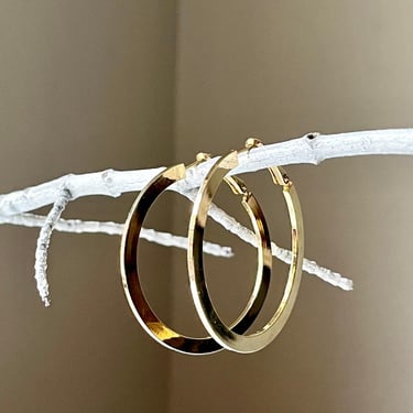 Large Vintage Brass Tone Shiny Finish Knife Edged Hoops, Vintage Large Brass Tone Flat Hoop Earrings 