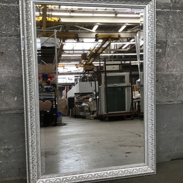 Beveled Mirror with Nice Frame (Seattle)