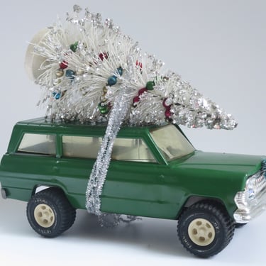 Kitsch 1960s Tonka Jeep, 50s Bottlebrush Tree with Glass Garland, and Teeny Tiny Gifts 