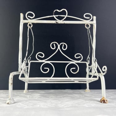 Vintage Miniature Metal Swing Miniature, Garden Yard Dollhouse Decoration, White Painted, Heart Shape, antique feel, gift for child 