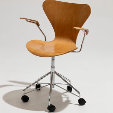 CHAISE DE BUREAU PIVOTANTE 3217, ARNE JACOBSEN, 1960s