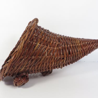 Vintage Thanksgiving Cornucopia Basket - Rattan Cornucopia Horn of Plenty 