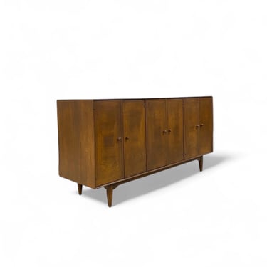 Nine Drawer Dresser by Ramseur 