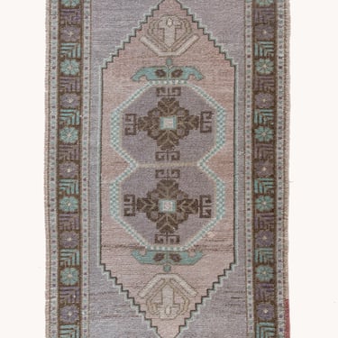 Vintage Turkish Mini Rug No. 644 | 1'10 x 3'5