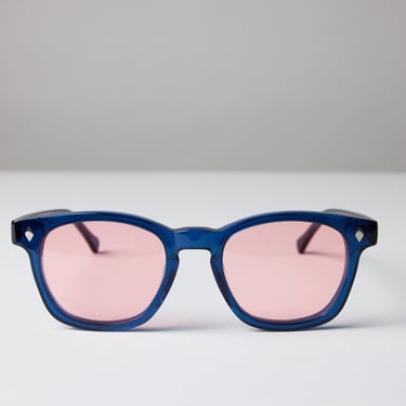 New York Eye_rish, Castlerock. Blue Frame with Pink Lenses 