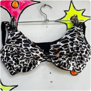 Vintage Vanity Fair Leopard Print Bra – 34C Punk Glam Lingerie – Y2K Animal Print 