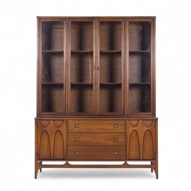 Broyhill Brasilia Mid Century Walnut Credenza and Hutch - mcm 