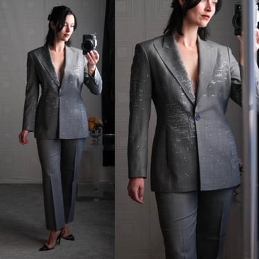 Vintage RICHARD TYLER COLLECTION Light Gray Cross Hatch Gabardine Pant Suit w/ Square Silver Stud Design | Made in Italy | Y2K Designer Suit 