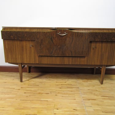 Retro Vintage 1960's Formica Cocktail Cabinet/Sideboard 