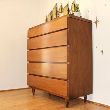 Mid-Century Modern 5 Drawer Walnut Dresser