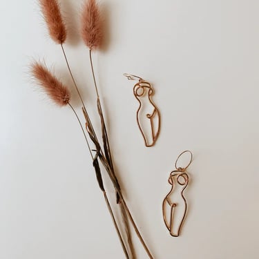 Earrings | Form