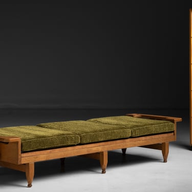 Daybed in Pierre Frey Velvet