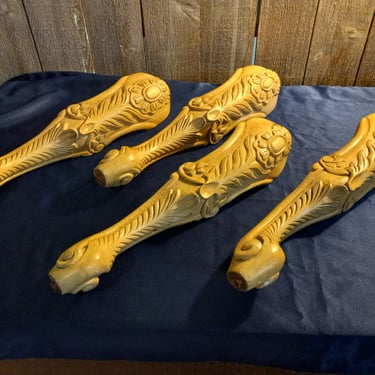 Set of 4 Ornate Table-Furniture Legs.