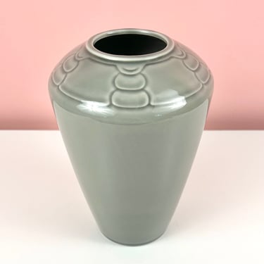 Arita "Sculptura" Art Deco Table Vase 