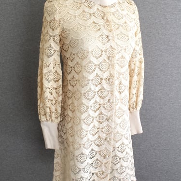 1960-70s - YOUTH GUILD - Natural/Ecru Lace Dress - Modified Bishop Sleeve - Small 