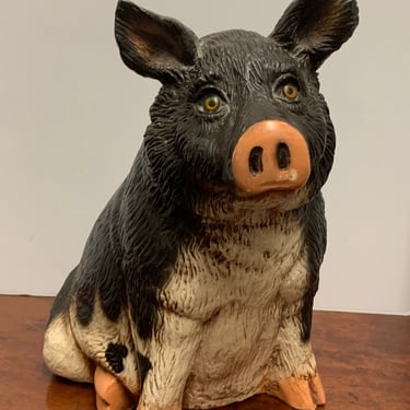 1984 UM Grinning Pig with Glass Eyes 