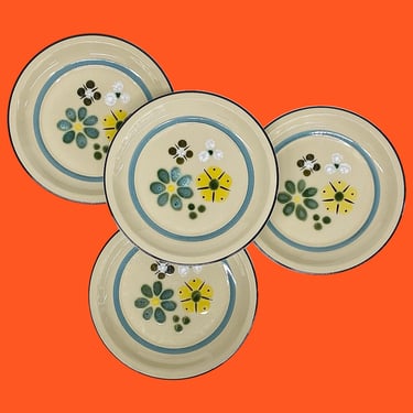 Vintage Salad Plates Retro 1970s Mid Century Modern + 7.5" D + Fashion Manor + Anemone + Floral Design + Stoneware + Set of 4 + MCM Kitchen 