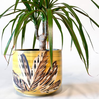 Marbled Yellow TropiCali Cachepot Planter