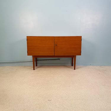 Mid-Century German sideboard, walnut, 1960s 