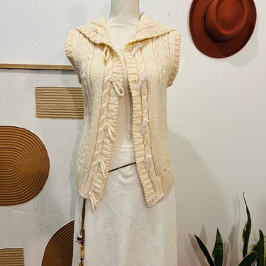 Handmade Cream Wool Chunky Knit Loop Buttons Hooded Sweater Vest - S 