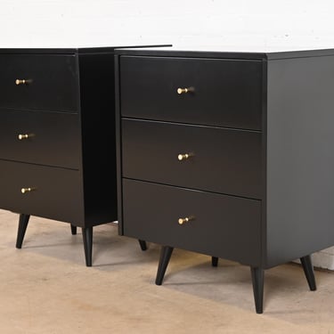Paul McCobb Planner Group Mid-Century Modern Black Lacquered Bedside Chests, Newly Refinished