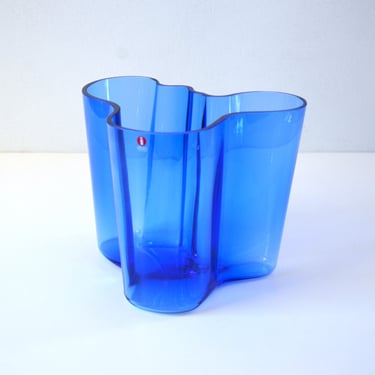 Vintage Large Savoy Vase by Alvar Aalto for Iittala in Ultramarine Blue 