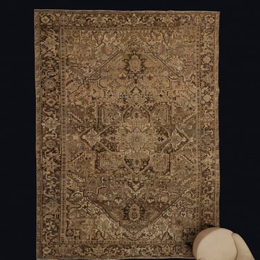 19th Century Anatolian Sevas with Central Motif in Pale Gold, Browns &amp; Greys.............. (7'11'' x 10'9.5'')