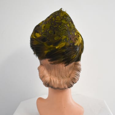 1950s/60s Olive Green Conical Feather Hat 