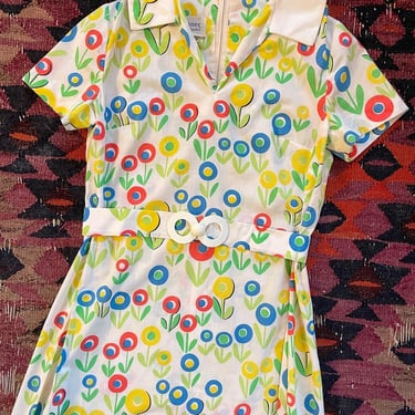 60s mod floral novelty print cotton dress with matching belt by Tanner of North Carolina 