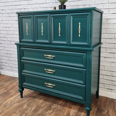 Available!! Emerald Green Midcentury Neoclassical Modern Dresser / Chest of Drawers 