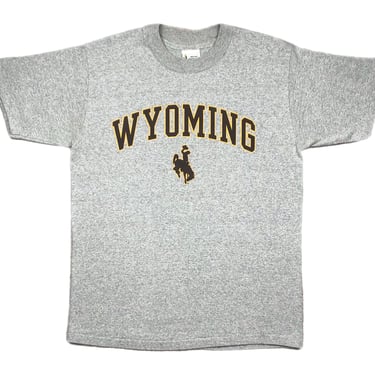 Vintage 90s University of Wyoming Cowboys Made in USA Collegiate Single Stitch Graphic T-Shirt Size Medium/Large 