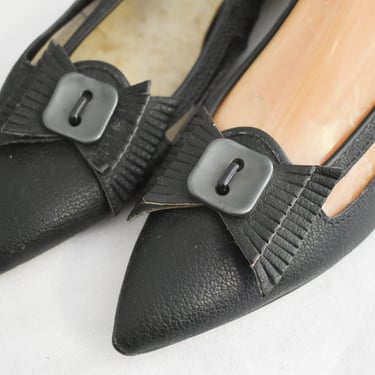 1950s Black Pointy Toe Flats with Bow, Size 6 