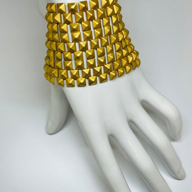 Rare 1991-1995 Van Wyx Bijou Wide Matte Gold Bracelet “Smithsonian”