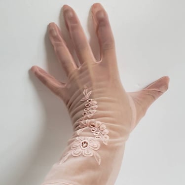 1950s Sheer Pink Gloves Floral Eyelet Embroidery / 50s Frilly Romantic Girly Wrist Gloves Nylon Meyers Make 